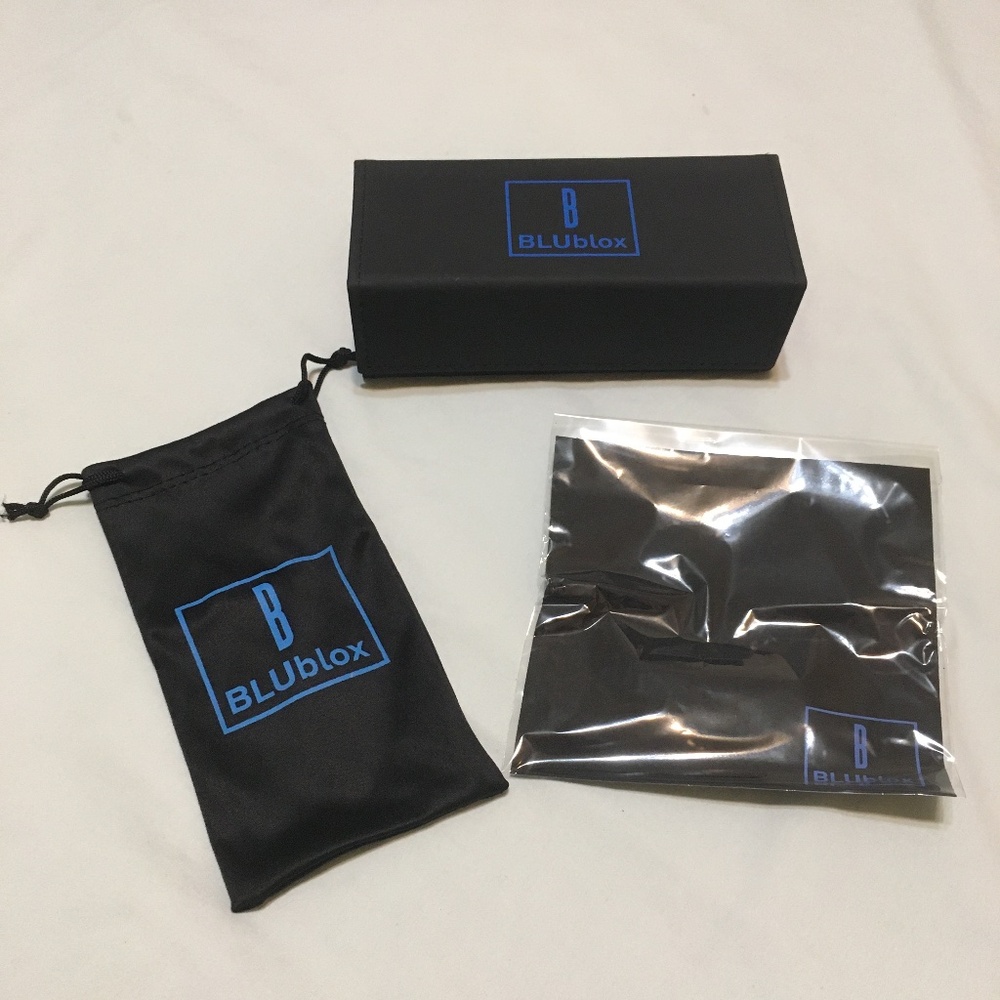 New Blublox Sunglasses Case,Pull String Sleeve & … - image 1